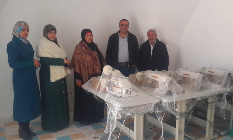 اتحاد لجان المرأة للعمل الاجتماعي يحتفل بإفتتاح وبدء عمل مشاريع تعزّز مشاركة المرأة في الحياة السياسية والمجتمعيّة لعشرة مجالس قروية في محافظتي رام الله وجنين اتحاد لجان المرأة للعمل الاجتماعي يحتفل بإفتتاح وبدء عمل مشاريع تعزّز مشاركة المرأة في الحياة السياسية والمجتمعيّة لعشرة مجالس قروية في محافظتي رام الله وجنين